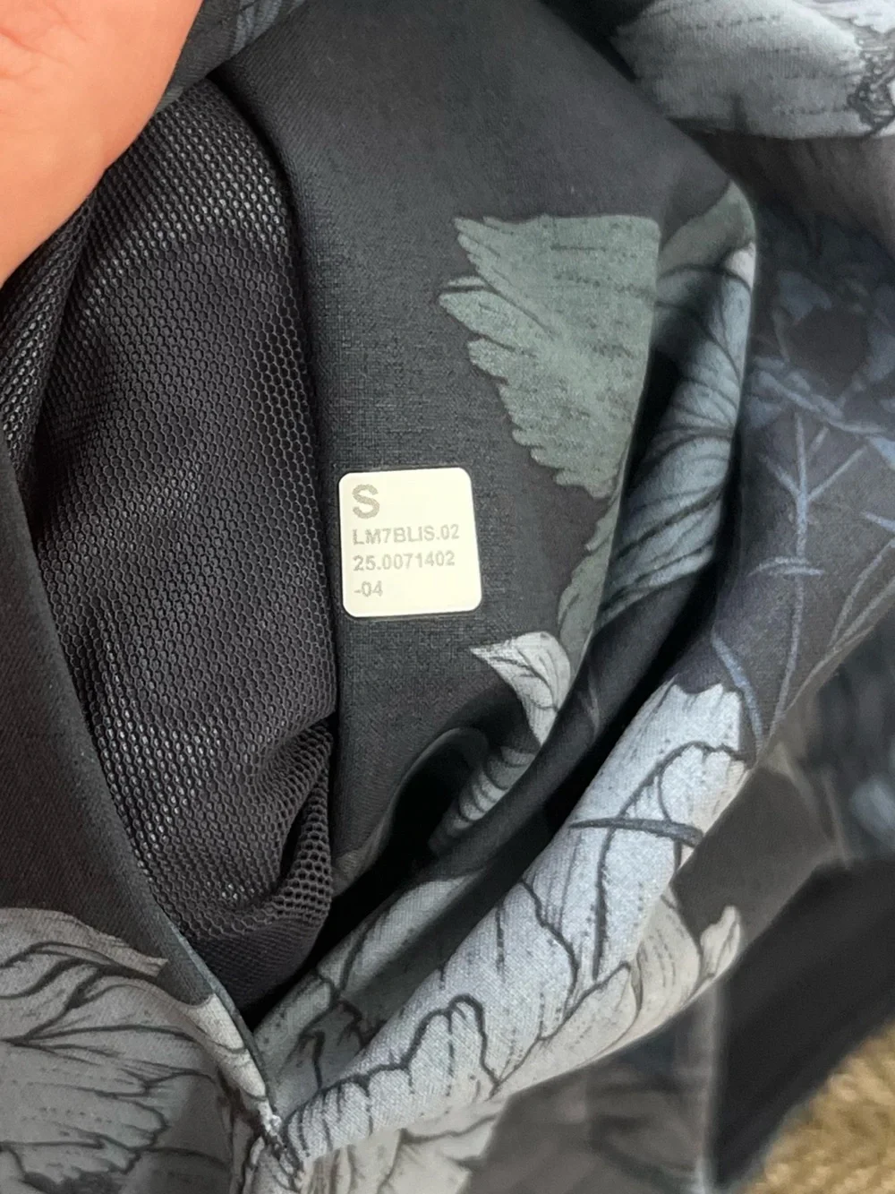 lululemon pool shorts